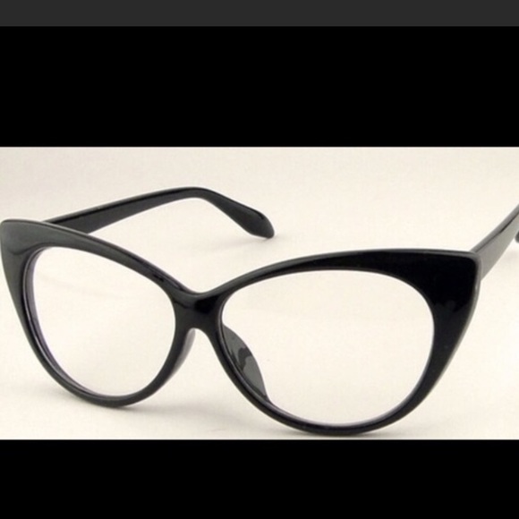 BLACK VINTAGE LOOK CAT EYE  FRAME GLASSES. *NWT* BLACK VINTAGE LOOK CAT EYE FRAME GLASSES *NEW* main image 4